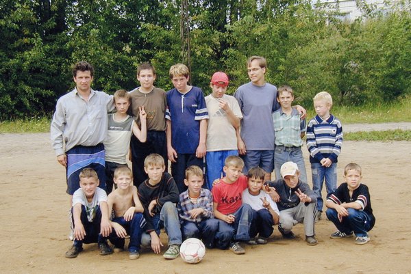 Jalkapallonpelaajat Petroskoissa 2003